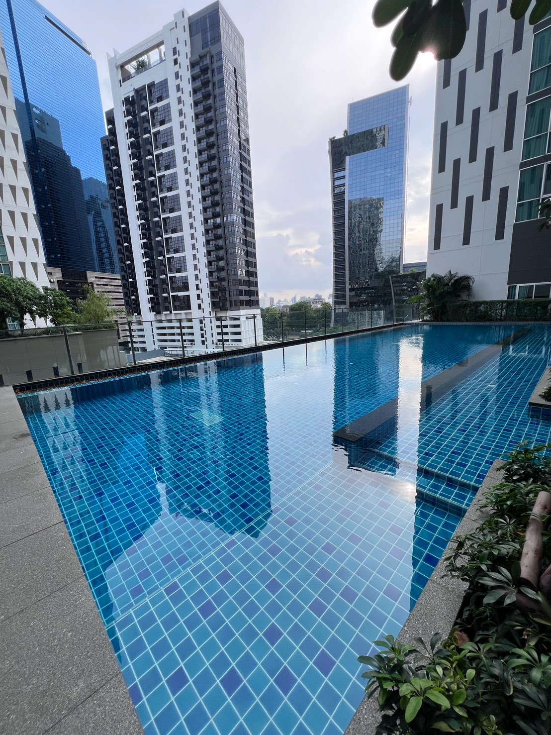 ศรีวราแมนชั่น 2 x ELEMENT COLLECTION ชั้น 28 7