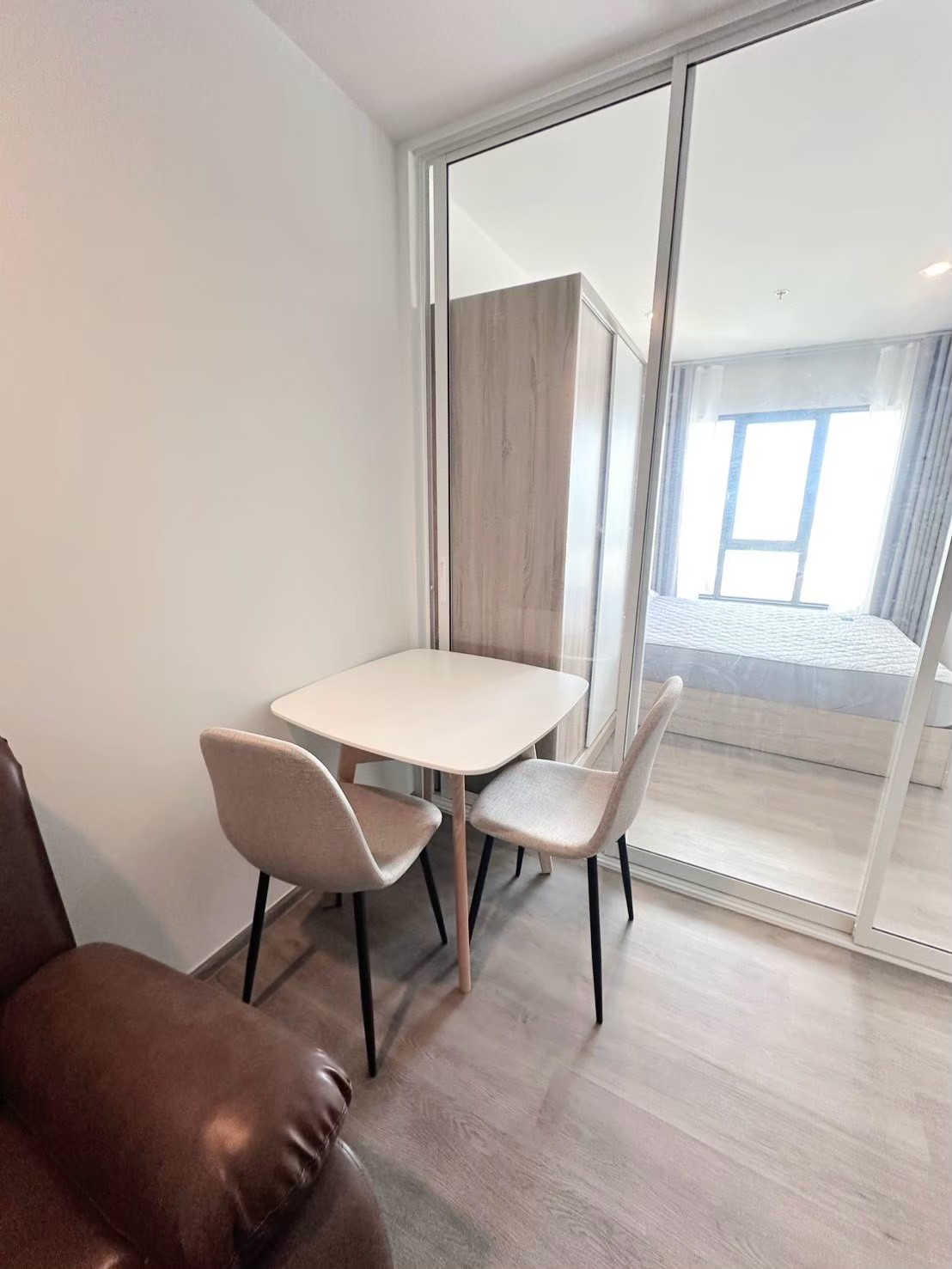 Regent Home วุฒากาศ A20 3