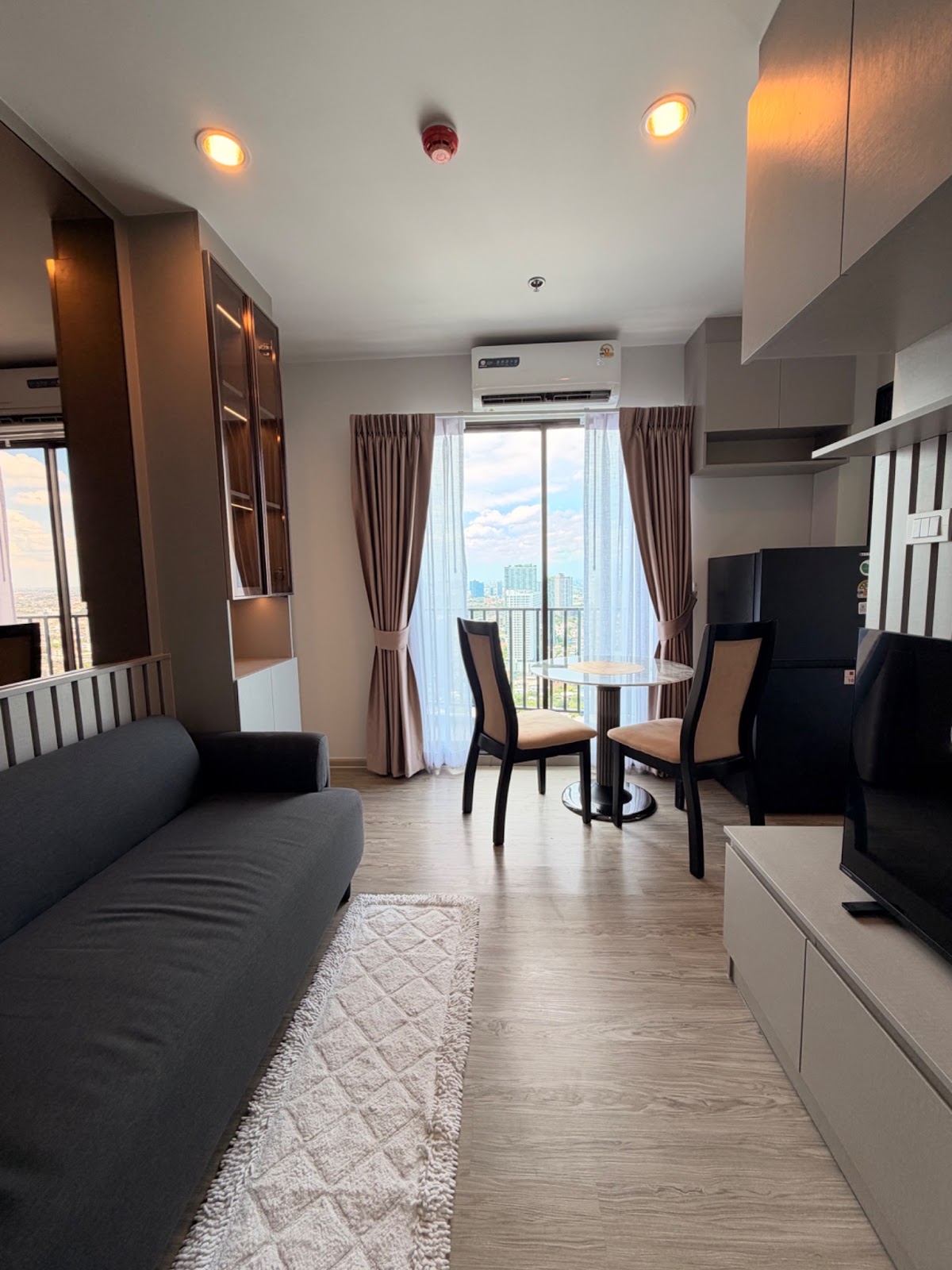Regent Home วุฒากาศ B37 6