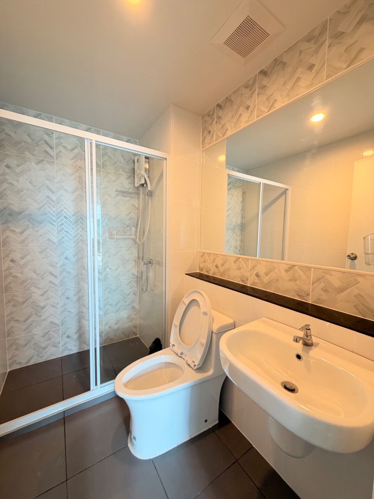Regent Home วุฒากาศ B20 20