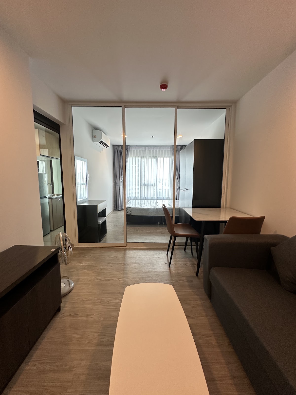 Regent Home Wutthakat B7 1