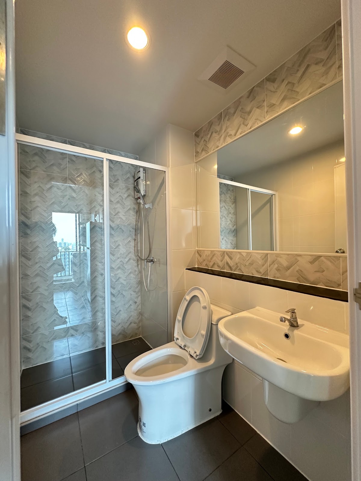 Regent Home วุฒากาศ A37 15