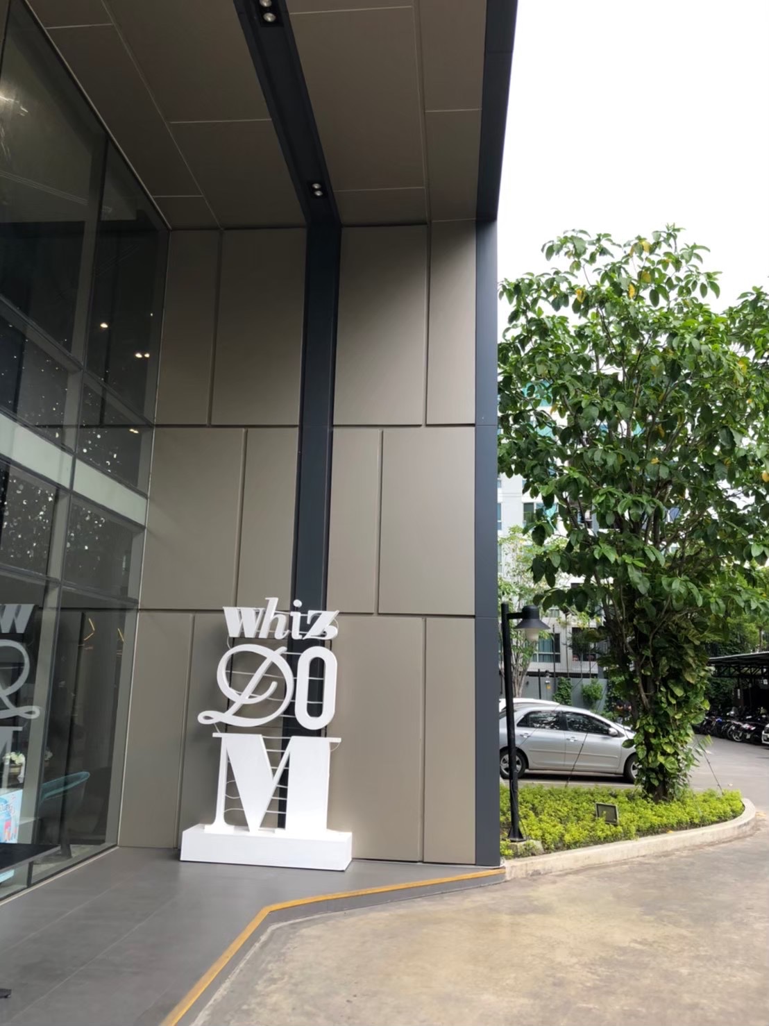 Whizdom Station Ratchada-Thaphra ชั้น 10 9