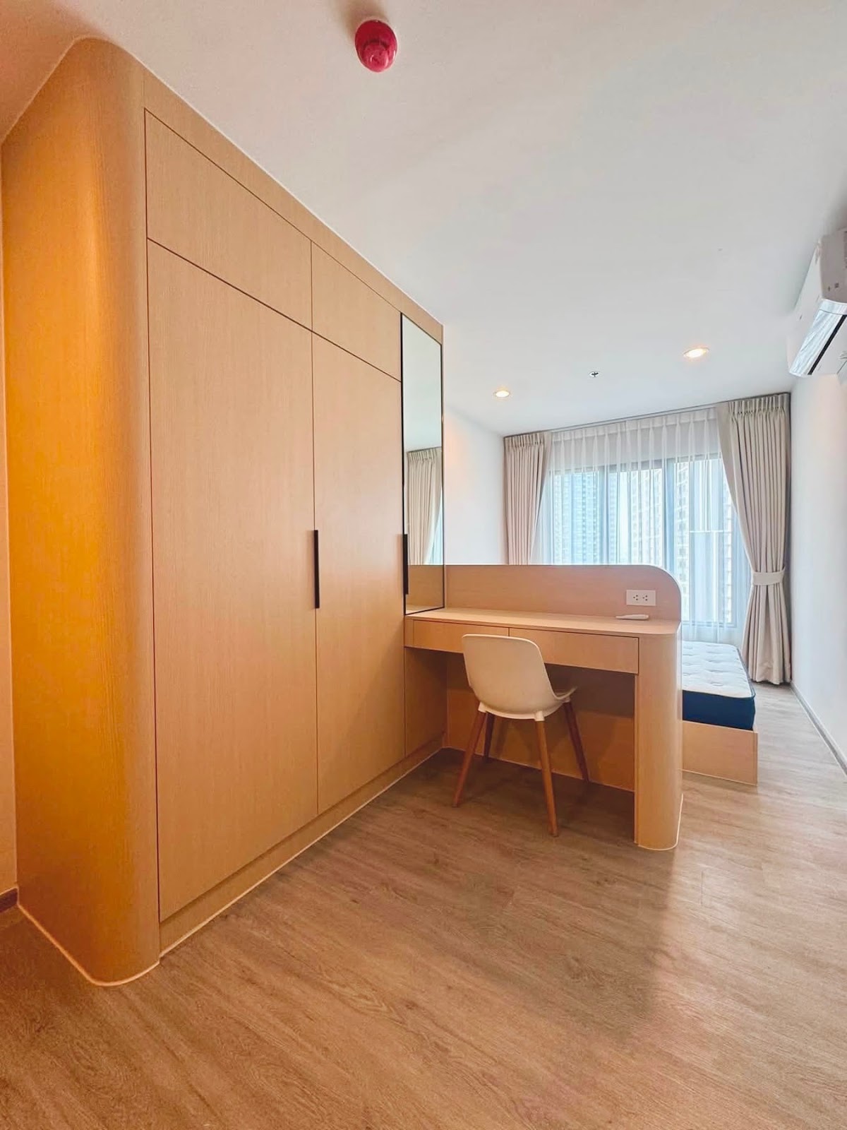 Regent Home Wutthakat A12 2