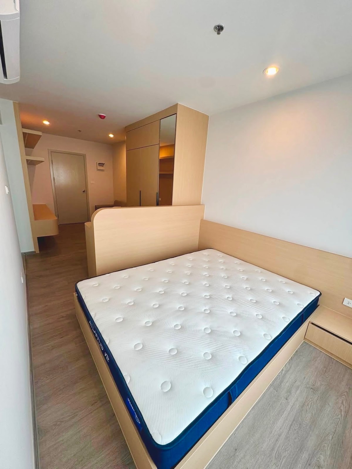 Regent Home Wutthakat A12 3