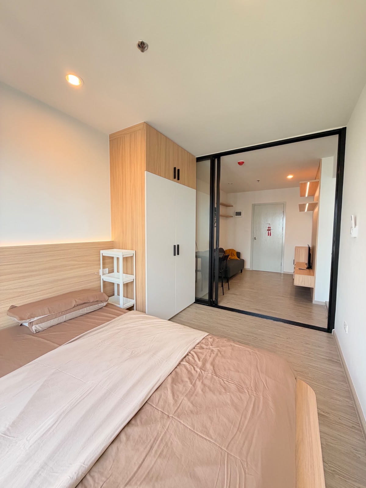 Regent Home วุฒากาศ B20 13