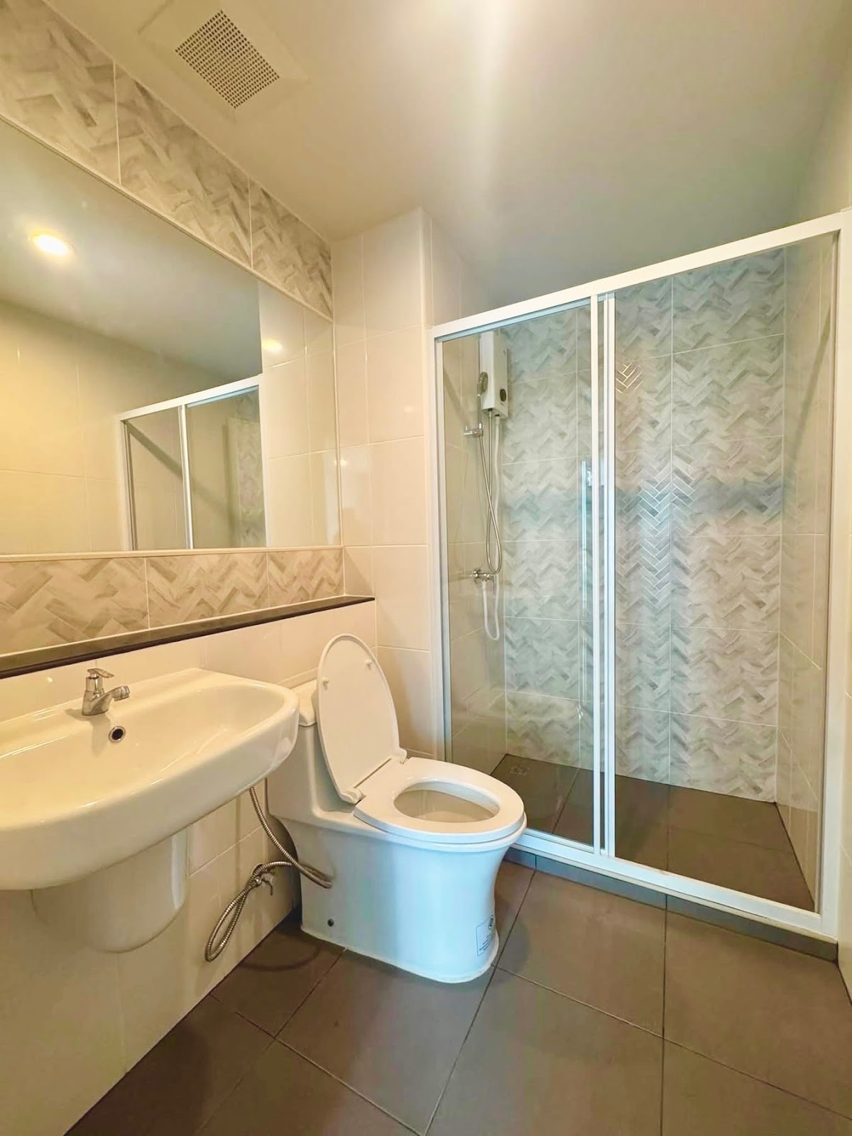 Regent Home Wutthakat A12 6