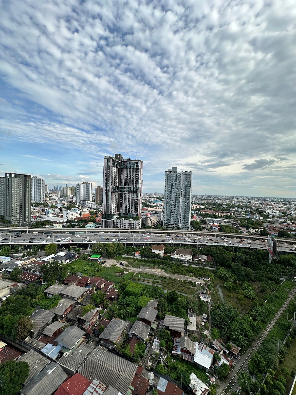Regent Home วุฒากาศ B22 14