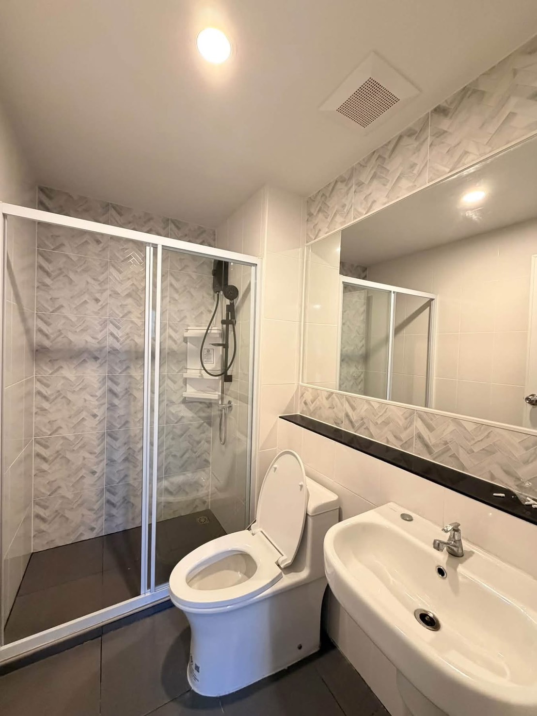 Regent Home วุฒากาศ A27 10