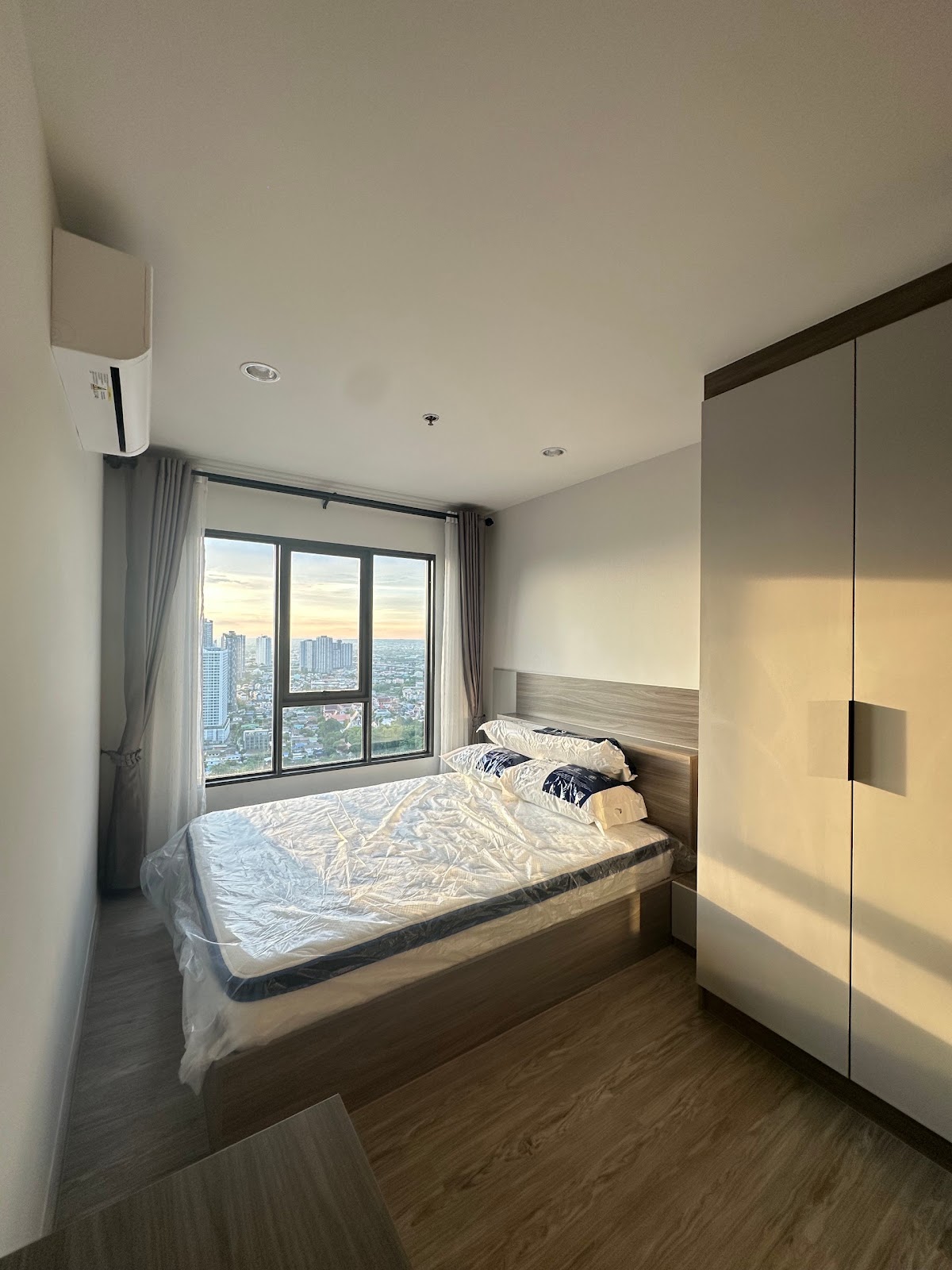 Regent Home Wutthakat B37 9