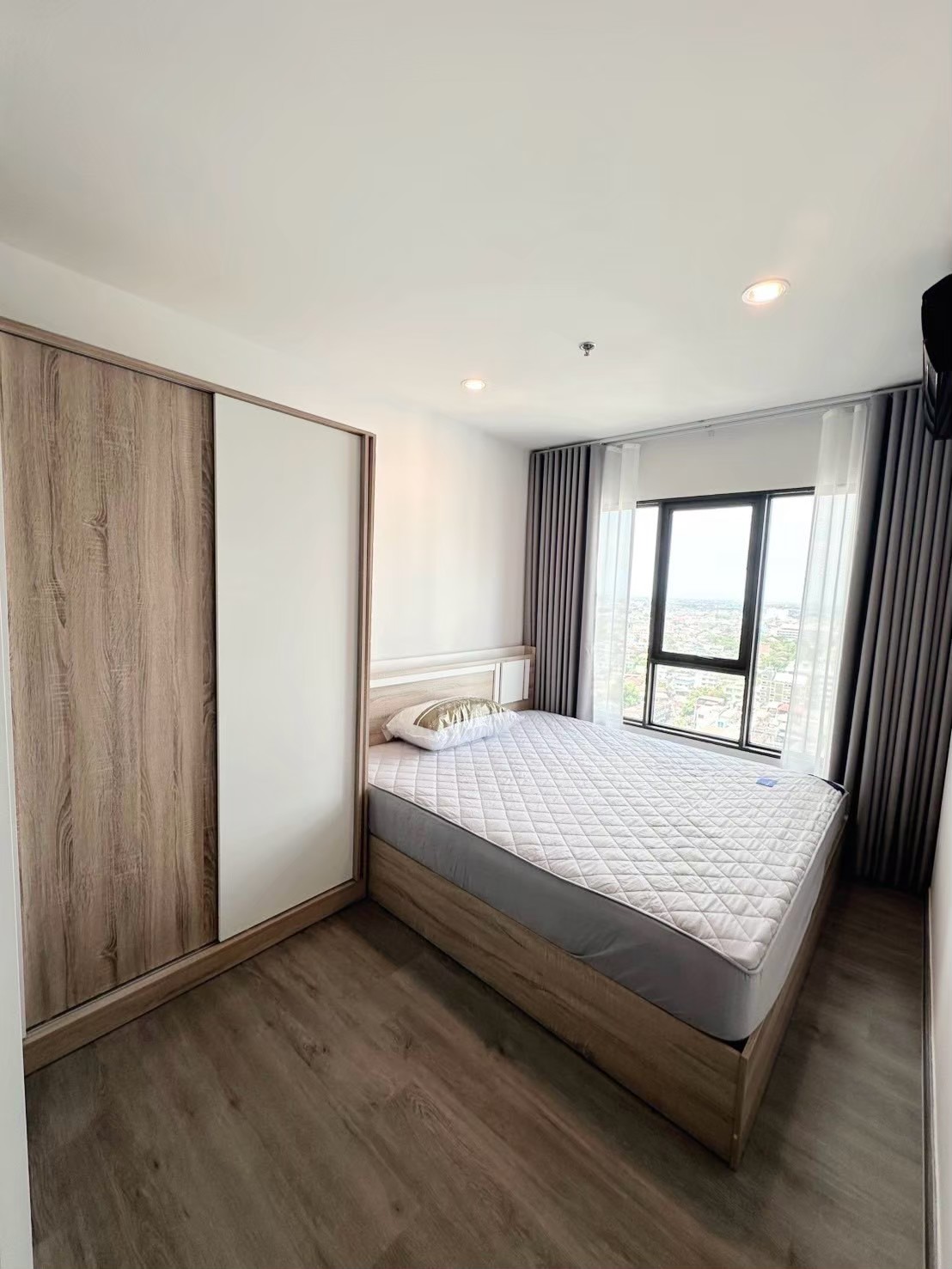 Regent Home วุฒากาศ A20 4