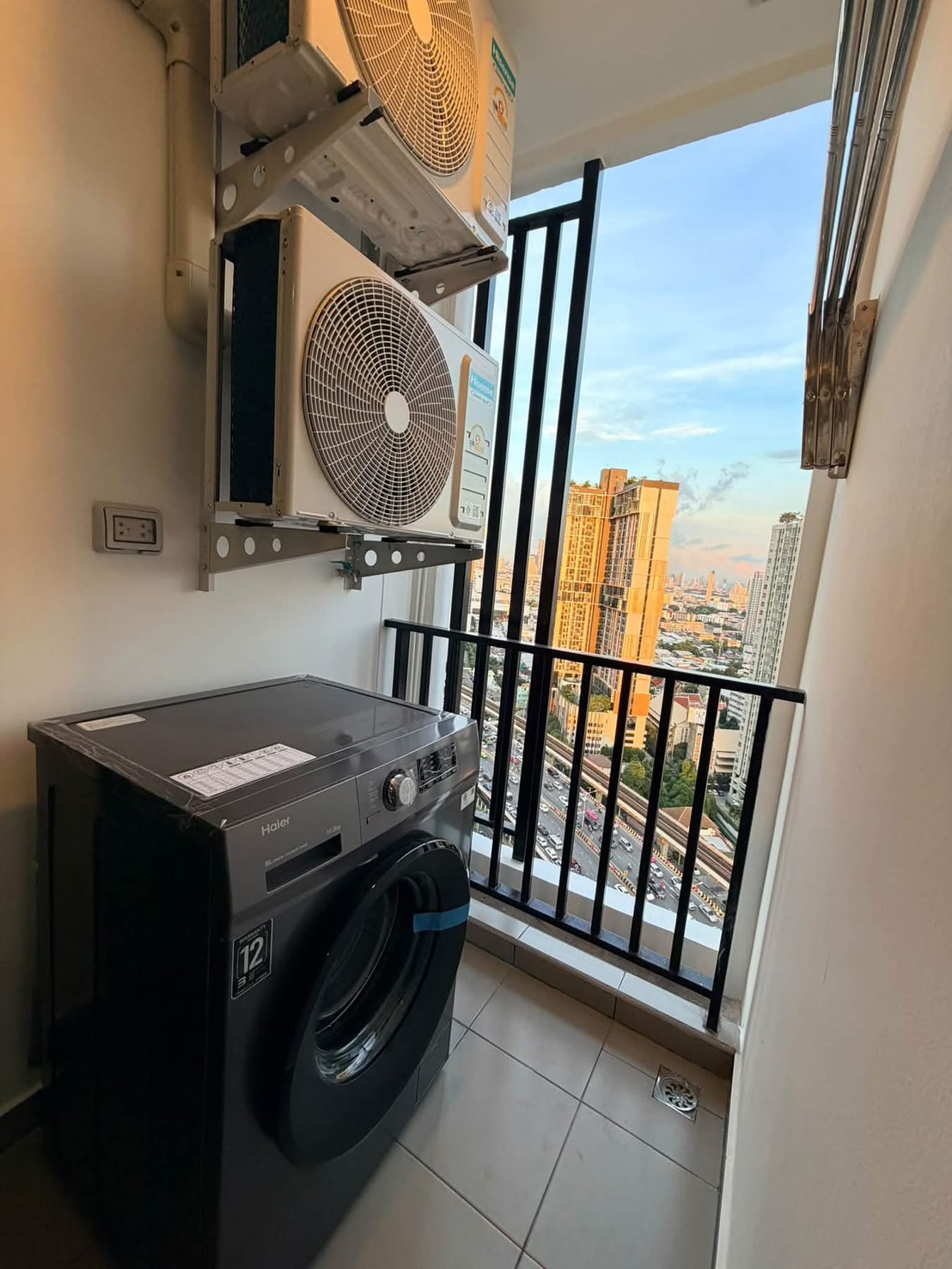 Regent Home วุฒากาศ A27 7