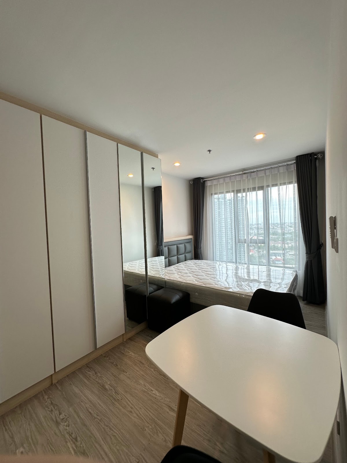 Regent Home วุฒากาศ B22 9