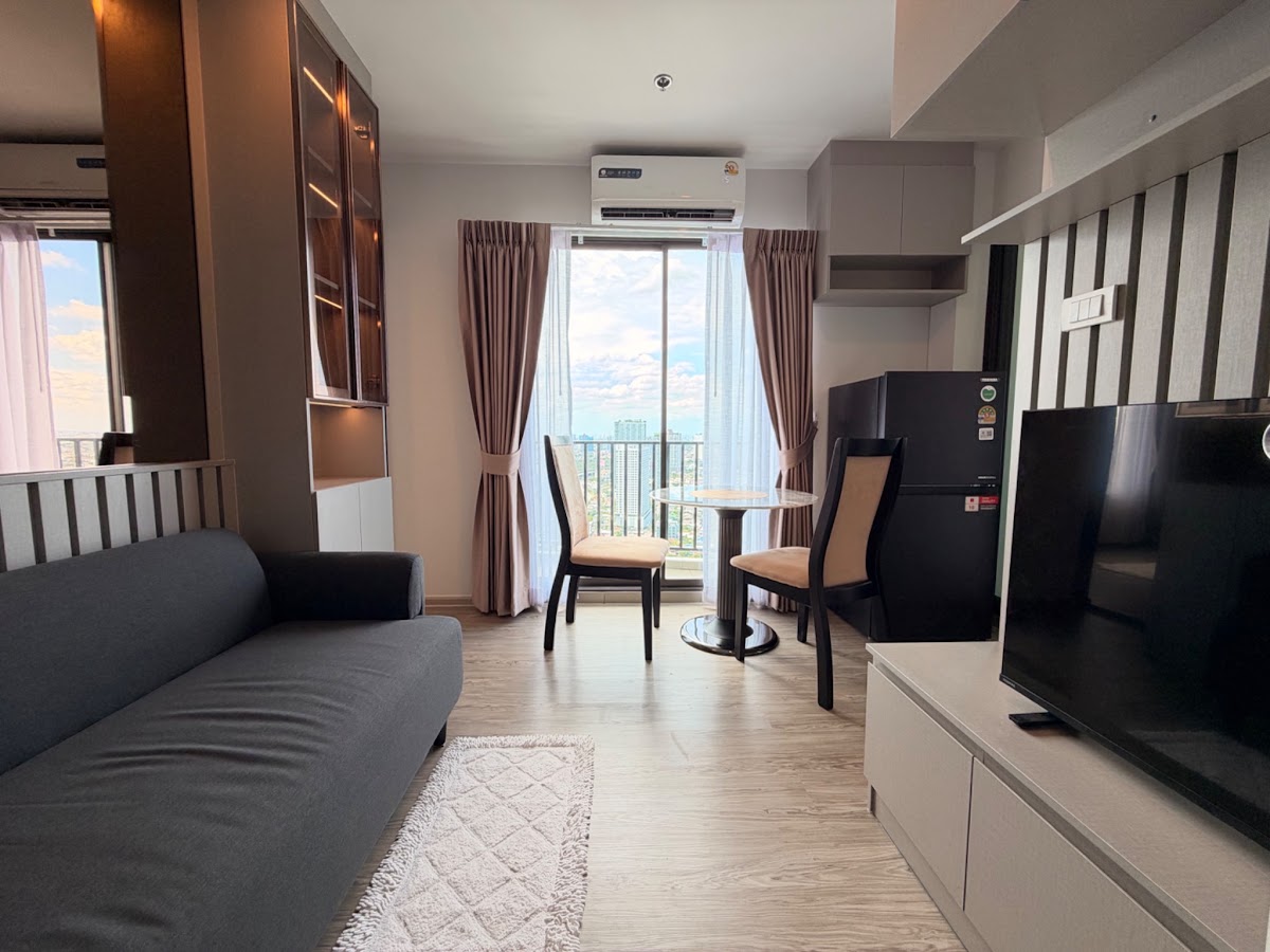 Regent Home วุฒากาศ B37