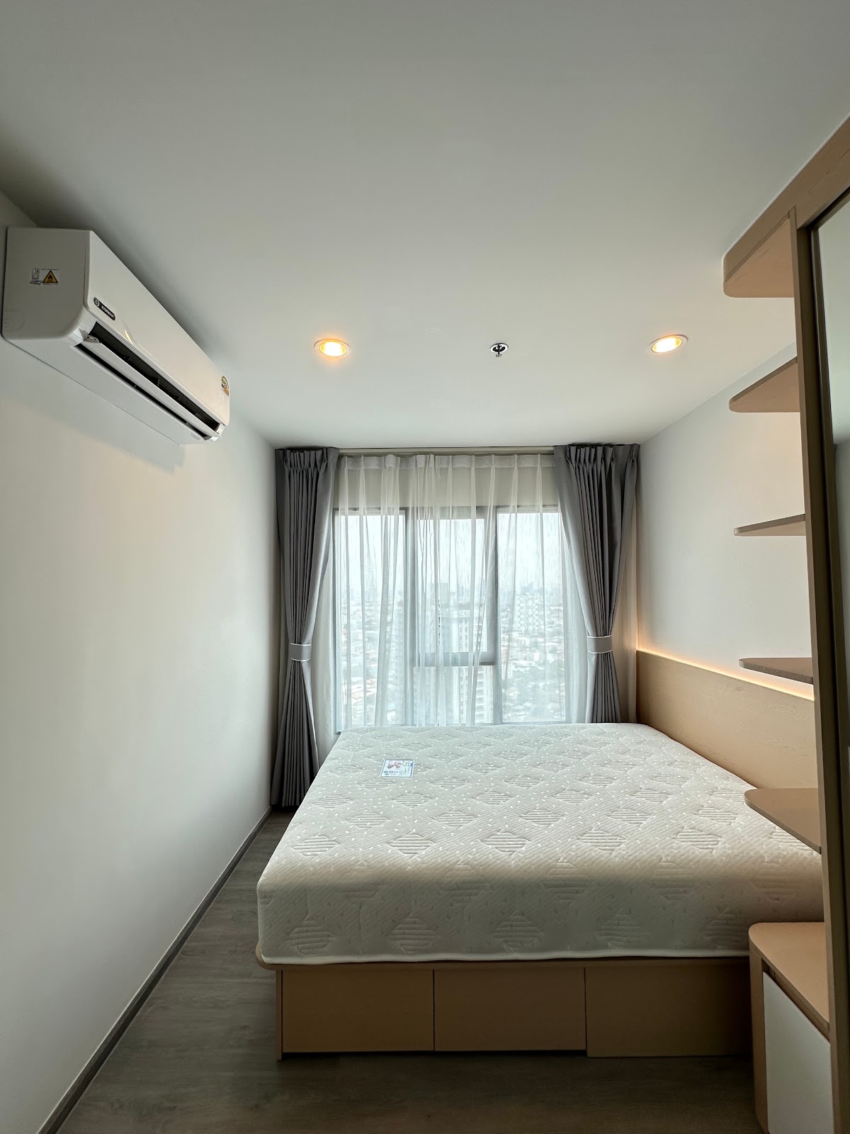 Regent Home วุฒากาศ A37 6