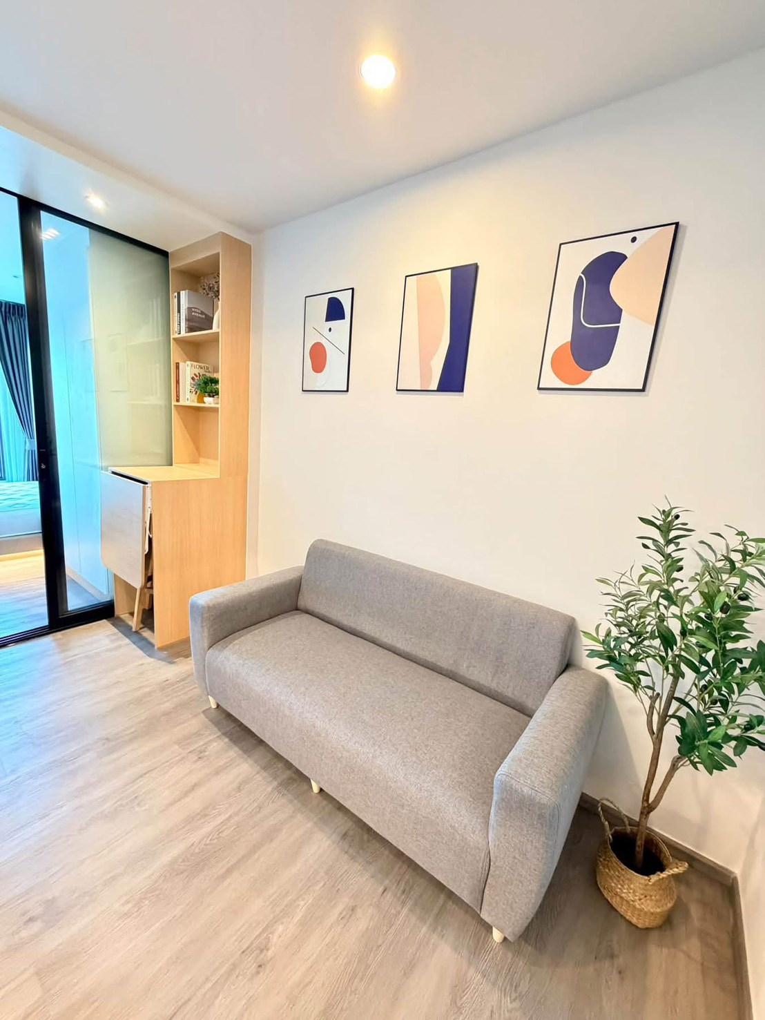 Regent Home วุฒากาศ A27 3